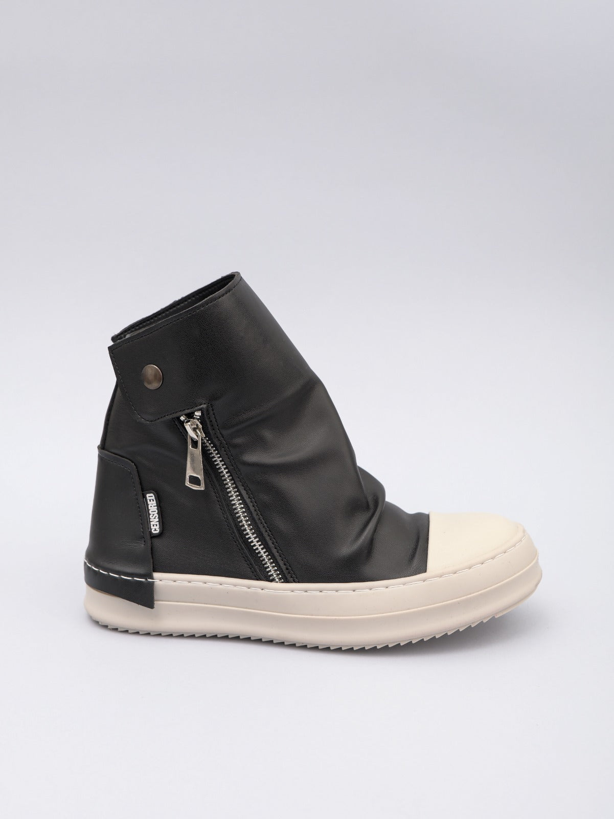 Le Peter Black