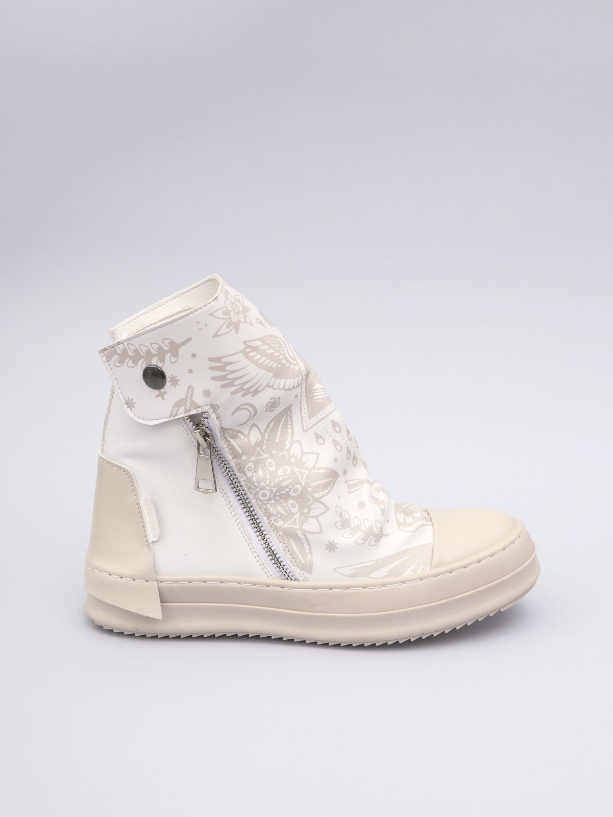 Le Peter White